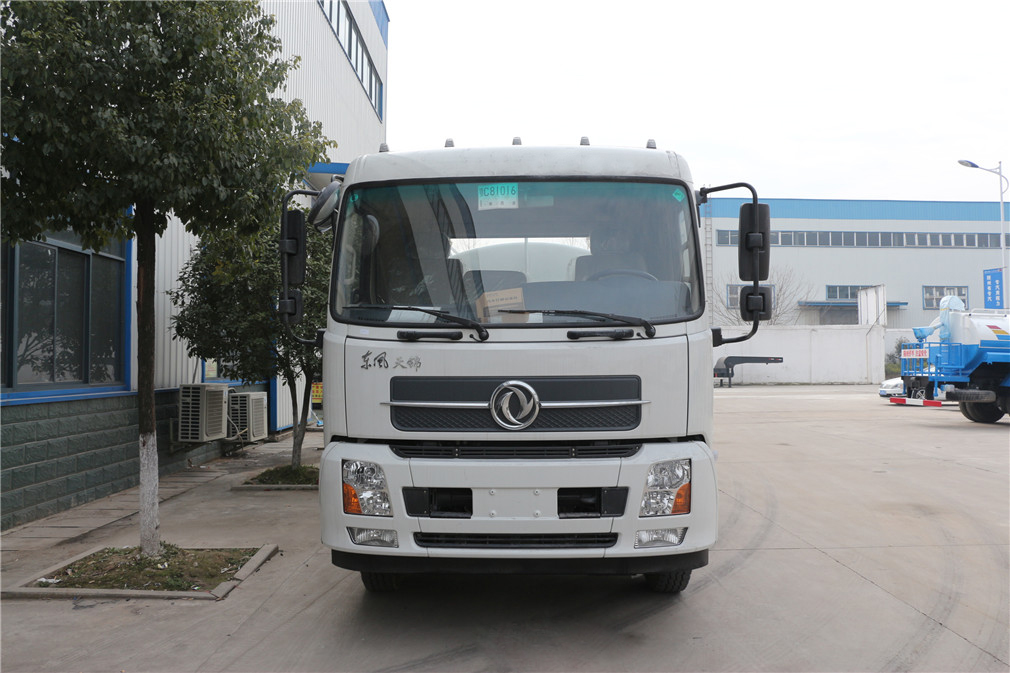 東風(fēng)天錦（12方）CLW5161GSSD5型灑水車