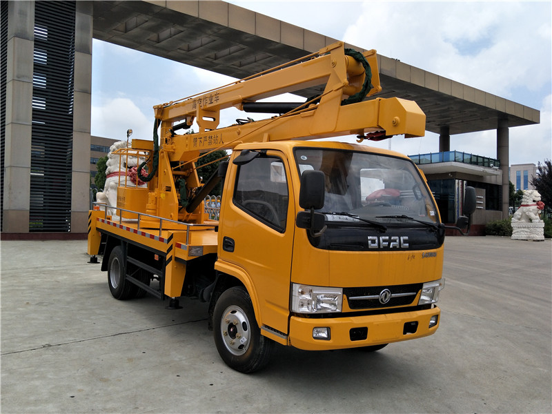東風(fēng)12米藍(lán)牌高空作業(yè)車