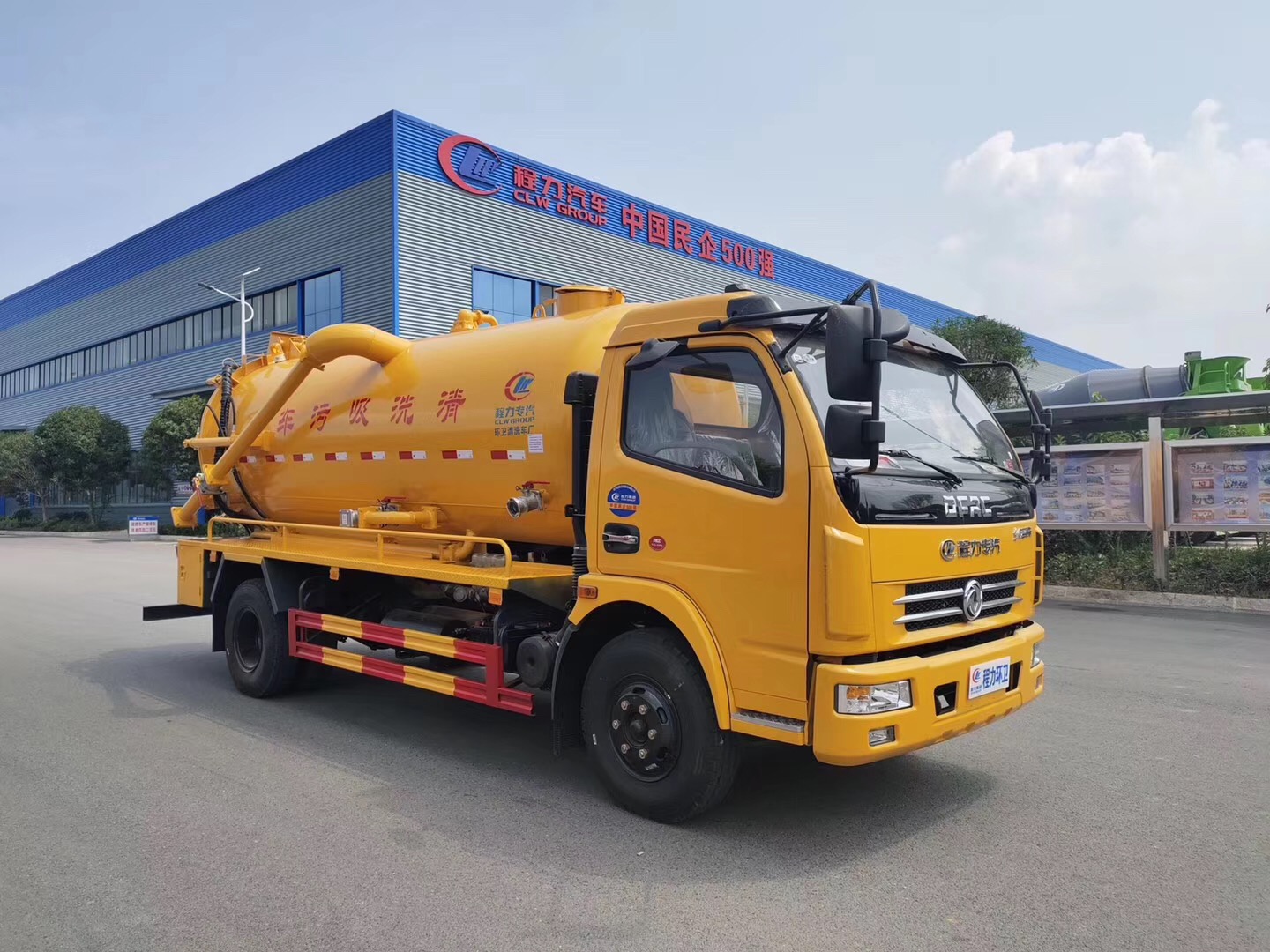 東風(fēng)大多利卡8方清洗吸污車