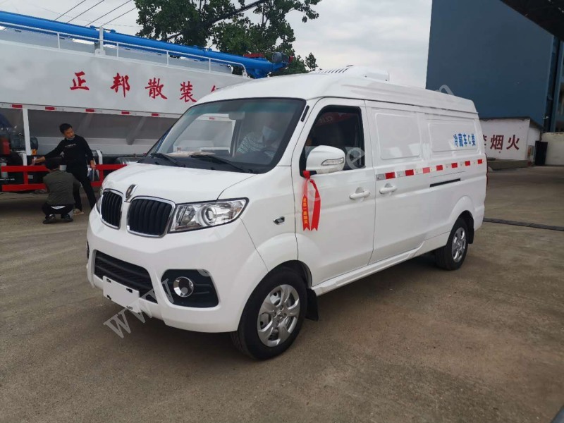 ?金杯小海獅X30疫苗冷藏車(chē)（容積：3，1.8立方）