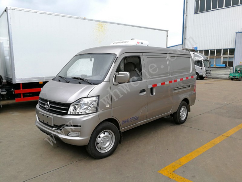 長(zhǎng)安小面包疫苗冷藏車(chē)（容積3方）